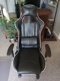 GAMING CHAIR, DELUXE LEATHER