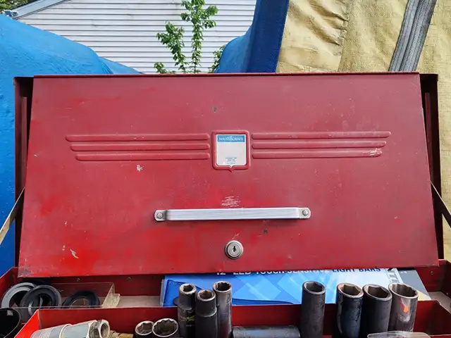 Mastercraft/Beach 6 Drawers Tool Chest W Aluminum Wrench Holders in Tool Storage & Benches in Windsor Region - Image 7