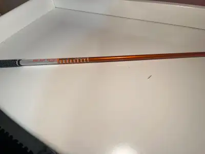 Reg Flex, 39.25”, 78g, new standard size Lamkin Crossline grip, pulled from 4 hybrid. Titleist adapt...