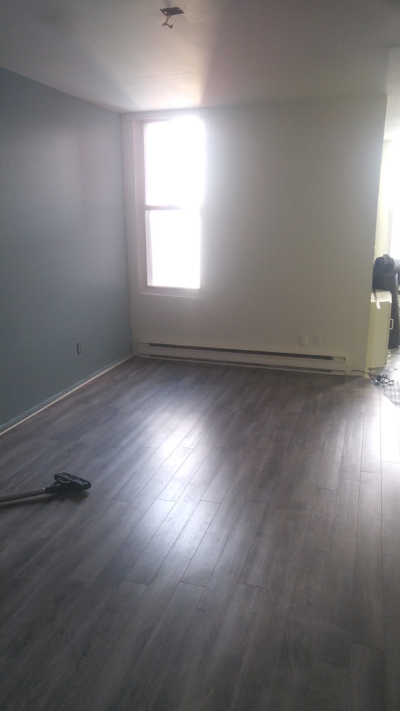 VERDUN, 4 ÉLECTROS INCLUS, RÉNOVÉ, 910', PLAFOND HAUT, PRÈS WELL 3