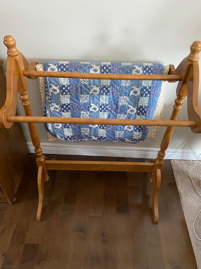 Blanket Rack - Wooden Blanket Rack $5.00 Pick up in Port Rowan
