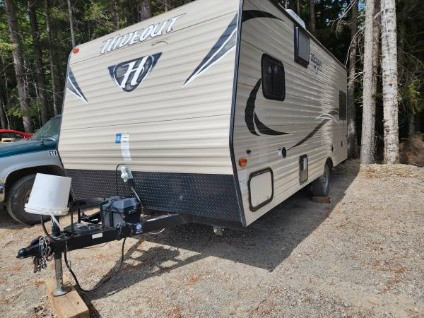 2017 Keystone hideout in Travel Trailers & Campers in Kitimat - Image 2