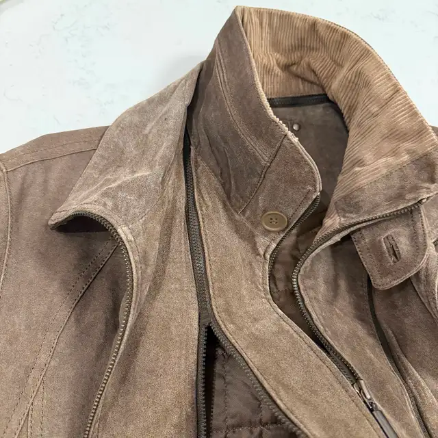 New Danier Mens Suede Jacket in Men's in City of Toronto - Image 11