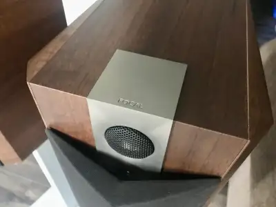 High-end Focal 705V bookshelf speakers with stands, View more