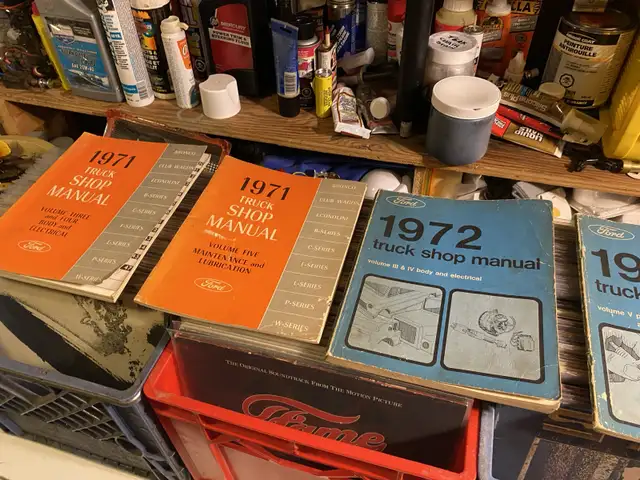 Ford Truck Manuals in Other in Hamilton - Image 2