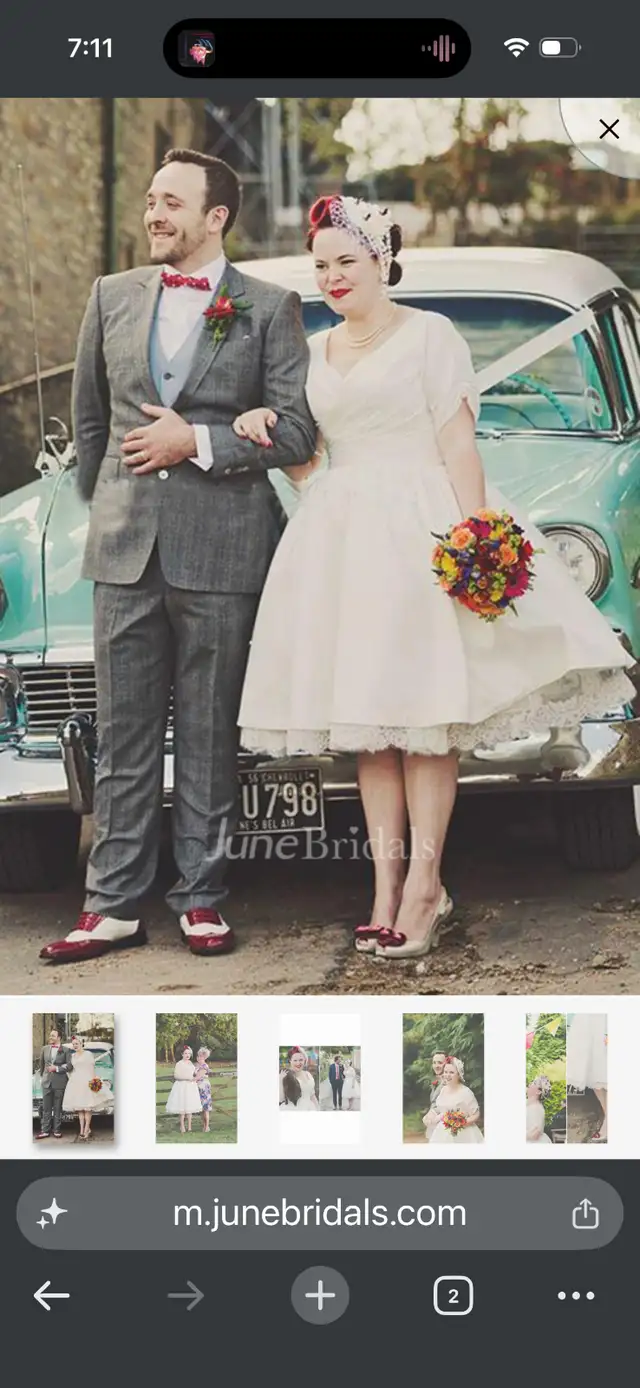 White Tea-Length Wedding Dress (Size 26W) + Petticoat – New in Wedding in Edmonton - Image 2