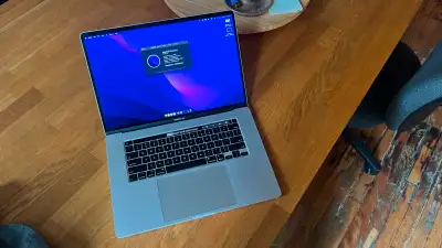 2019 MacBook Pro 16" with the 2.6GHz 6-Core Intel Core i7, 32GB, View more