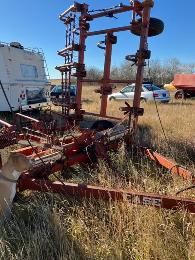 28 ft case cultivator with extra parts
