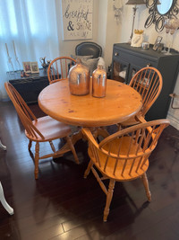 Kitchen table and chair set