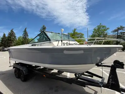 Fibre glass GREW 20' FISHING BOAT – BEST OFFER TAKES IT! Selling my 1980 Grew 20' fishing boat witho...