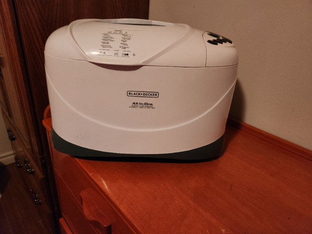 Automatic Bread Maker for Sale in Other in Trenton - Image 3