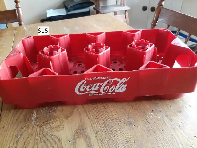 3 Plastic softdrink bottle carriers in Arts & Collectibles in London - Image 3