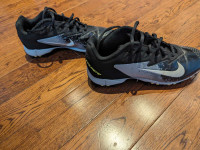 Youth Nike Baseball Cleats Size 5.5