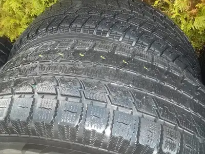 En bon état. Neuf valeur de 1300$ sans jante