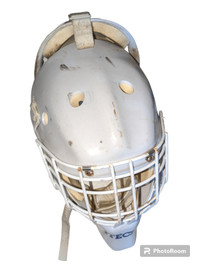 I deliver, Itech hockey goalie helmet