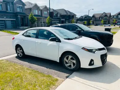 Toyota Corolla Sports 2015 Personal Sale, Priced to Sell! -Clean Carfax (Never been in an accident)...