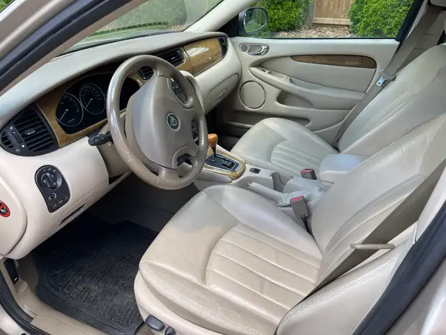 Jaguar X-Type513987934274856968