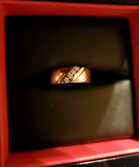 Size 9 gold ring with diamonds