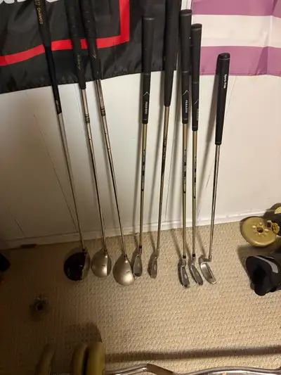 women’s right handed golf clubs and bag , View more