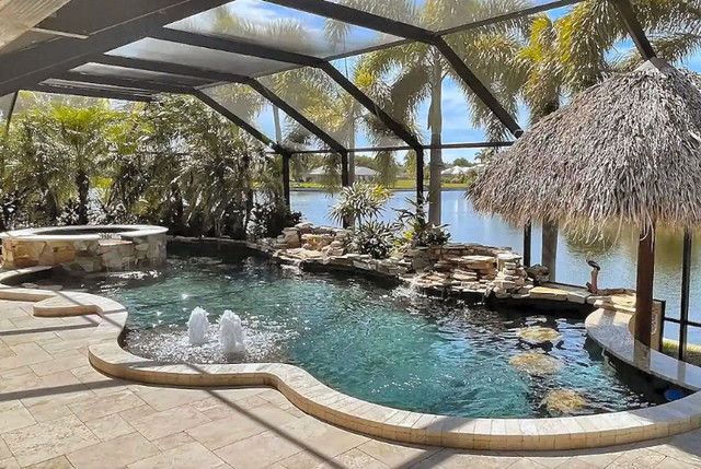 SW Florida, Award-Winning Pool, All-Day Sun, Waterfront, Dock in Florida - Image 4