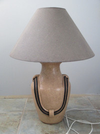 LIVING  ROOM  TABLE  LAMP