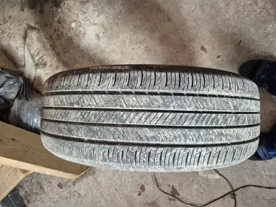 4 pneus d'été/4saisons Hankook Kinergy GT P205/60R16-92H d'une valeur de 678$ chez pneus à rabais. h...