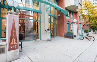 Furnished & Move-In Ready – Downtown