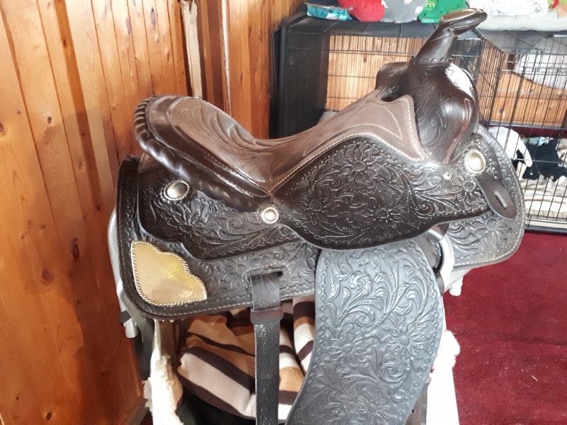 WESTERN SADDLE SOLD Equestrian & Livestock Accessories Trenton