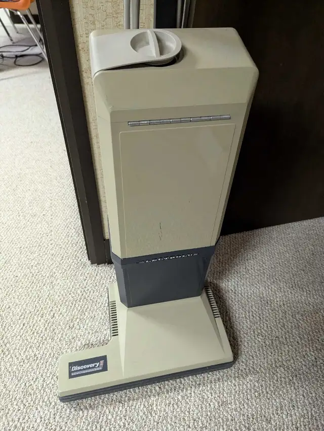 Good vacuum cleaner with a with bags