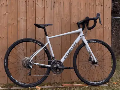 Cannondale Synapse2 Shimano Tiagra 10 speed size 51 cm, View more