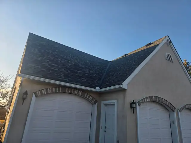 First class Roofing and Renovations429746934839388164