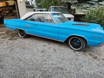 1966 Dodge Coronet – 2 Door Hardtop Project (Air Ride) No post. Desirable body style. Project car th...