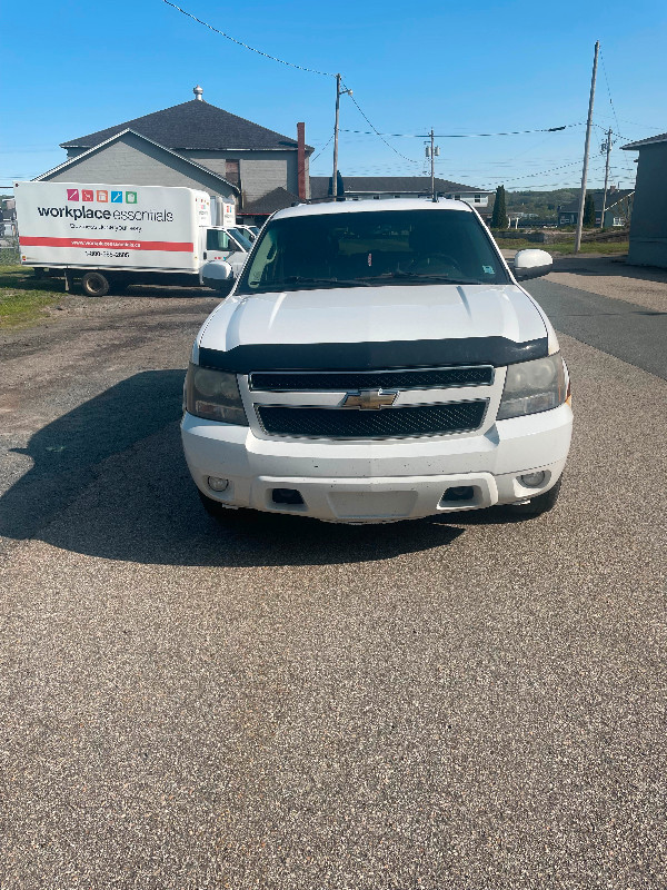 2010 Chevrolet Suburban in Cars & Trucks in Annapolis Valley - Image 3