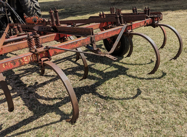 14 foot cultivator - $950 in Farming Equipment in Red Deer - Image 3