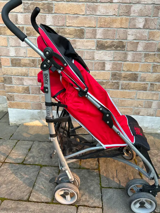 Baby Stroller in Strollers, Carriers & Car Seats in Markham / York Region - Image 7
