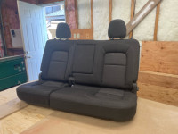 GMC Canyon 2020 rear seat assembly 4 door crew