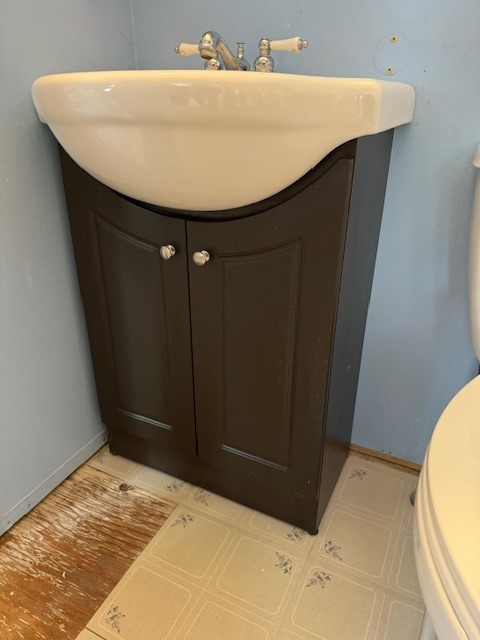 bathroom vanity in Plumbing, Sinks, Toilets & Showers in Strathcona County