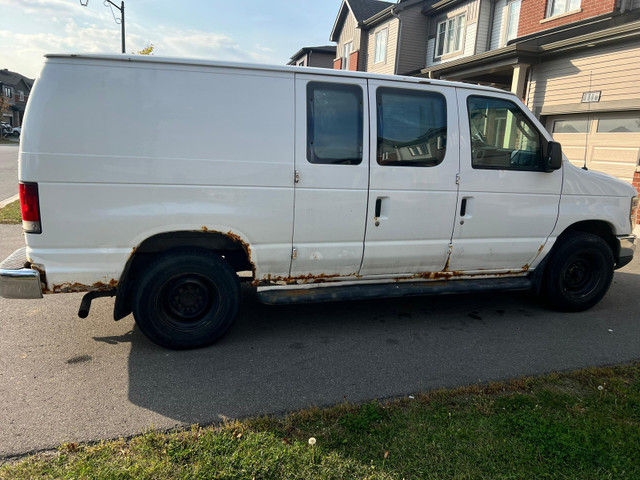 Ford Truck/Van for sale in Cars & Trucks in Ottawa - Image 3