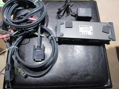 KVM switch IOGEAR GCS-1102 with cables, View more