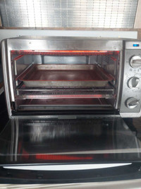 Toaster oven (Black and Decker)
