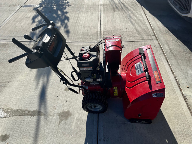 30-inch Craftsman Gas Snowblower in Snowblowers in St. Albert