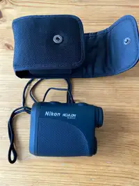 Nikon Aculon rangefinder