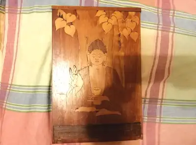 Guanyin Bodhisattva sandalwood inlayed wood board wall hanging, View more