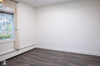 Available March 1st. Treatment room (16’x 8’) available to rent in a professional spa/clinic co work...