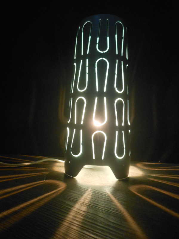 Table lamp in Indoor Lighting & Fans in City of Montréal - Image 4
