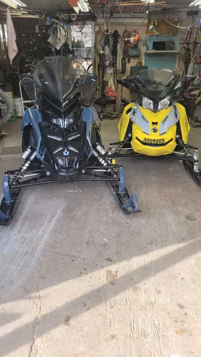 2021 Polaris Indy 650xc Launch Matrix Edition 4,521 miles,129 prestudded track,saddle bag,hand warme...
