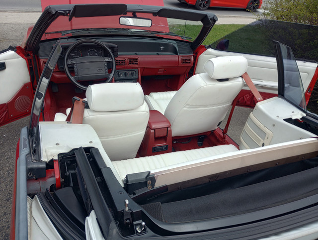 1991 Ford Mustang GT convertible. in Classic Cars in Brockville - Image 3