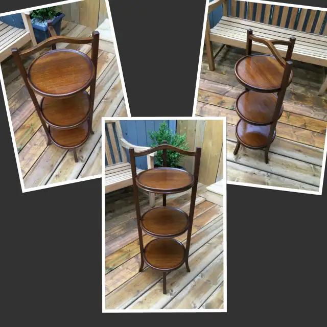⭐️ONE Vintage solid mahogany 3 tier stand(Circa 1930’s)