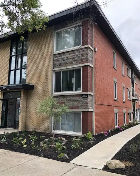 4 ½ Sud-Ouest, Métro Angrignon et Monk, près Verdun