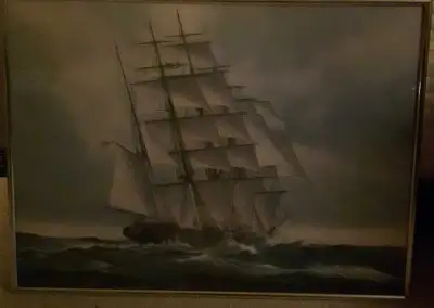 In excellent condition approximately 2 ft x 2.5 ft